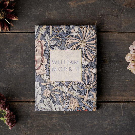 Kortteja kansiossa 8 kpl William Morris